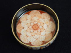 吉村茉莉